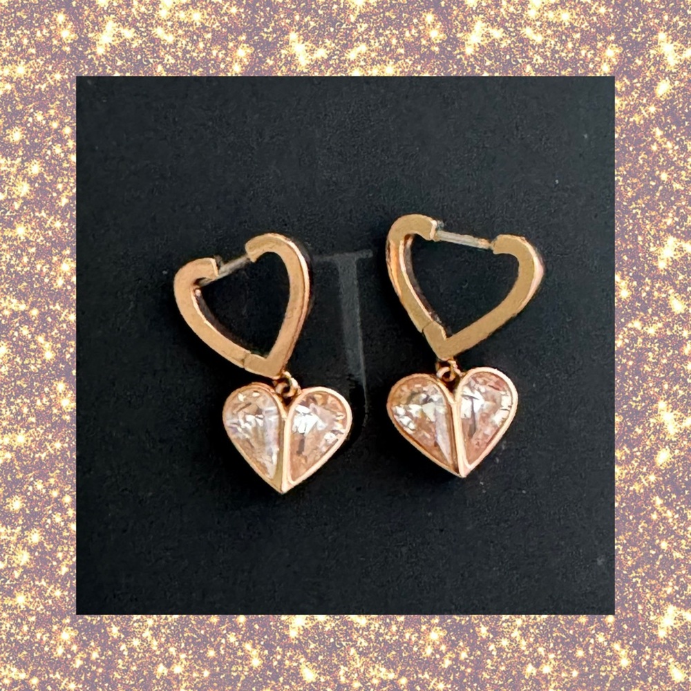 Elegant Heart-Shaped Rose Gold Earrings
